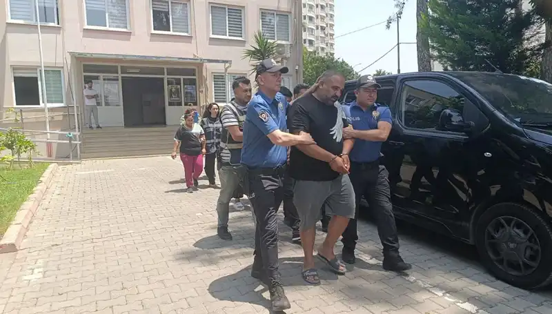 Adana'da Şok Dolandırıcılık Operasyonu: Dört Kişi Tutuklandı!