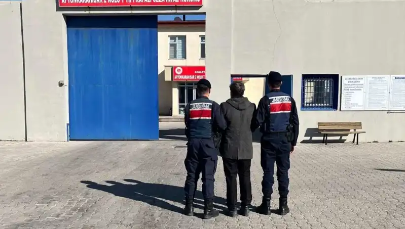 10 Yıl Hapis Cezası ile Aranan Şahıs İstanbul’da Yakalandı!