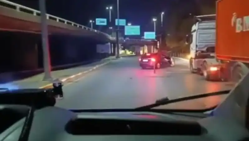 İstanbul’da Operasyon: 36 Milyon TL’lik Kaçakçılık Ağı Çökertildi!