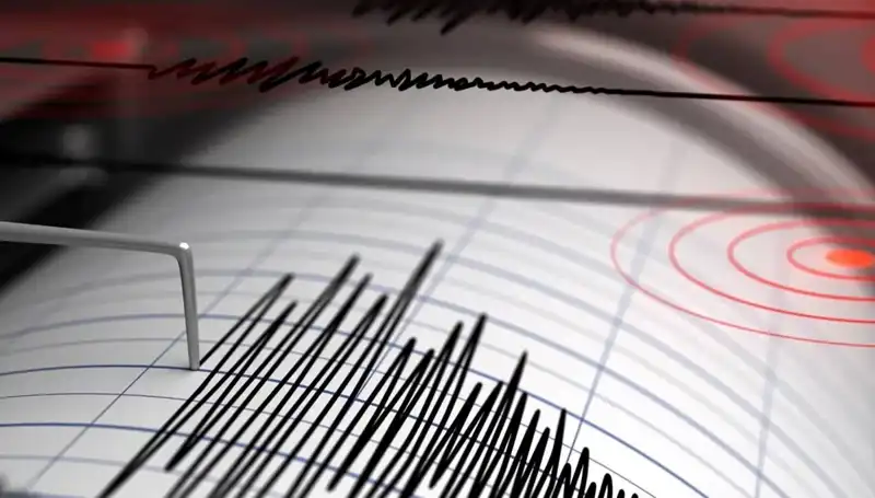 Manisa’da 4 Büyüklüğünde Deprem: İl Halkı Panik İçinde!