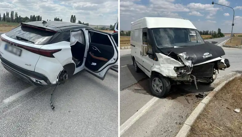Çorum’da Kaza: İki Araç Kafa Kafaya Çarpıştı, Çok Sayıda Yaralı Var!