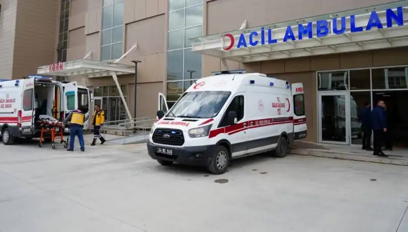 Erzincan’da Feci Kaza: Hayatını Kaybeden ve Yaralananlar Var!