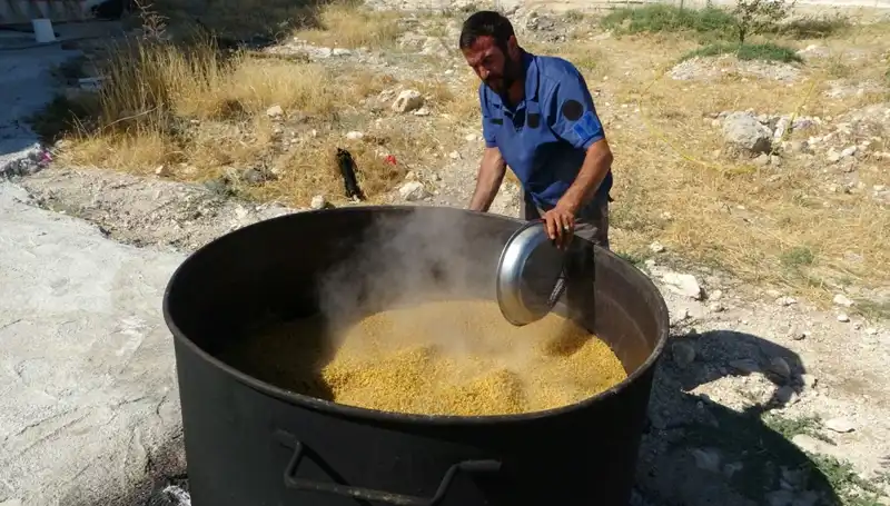 Eylül Kültürel Zenginliği: Geleneksel Kazan Festivali ile Yerel Lezzetler Büyülüyor
