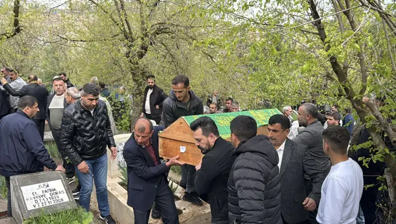 Karabük'te Yaşanan Trajik Kaza: 4 Kişi Diyarbakır'da Son Yolculuğuna Uğurlandı