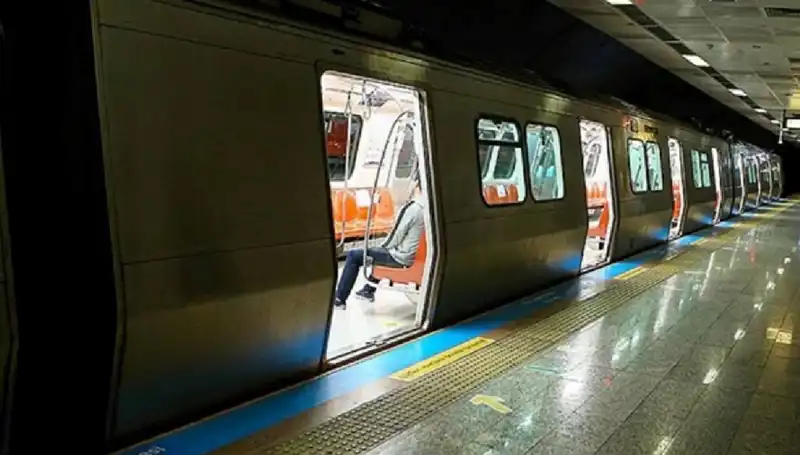 İstanbul'da Acil Durum: Bazı Metro Durakları Kapatılıyor, İşte Detaylar!