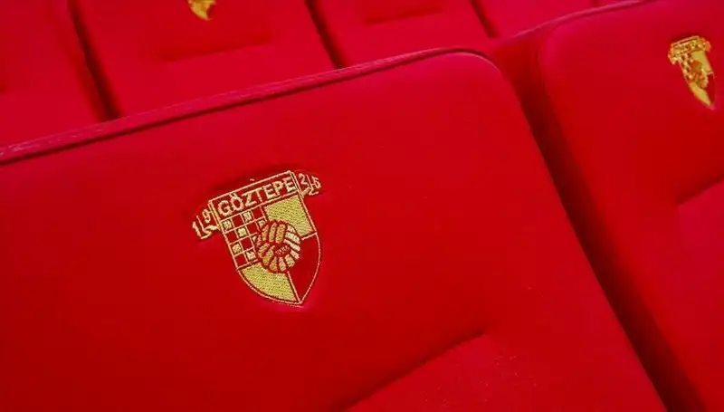 Göztepe'de Yeni Transfer: Junior Olaitan ile Anlaşma Sağlandı!