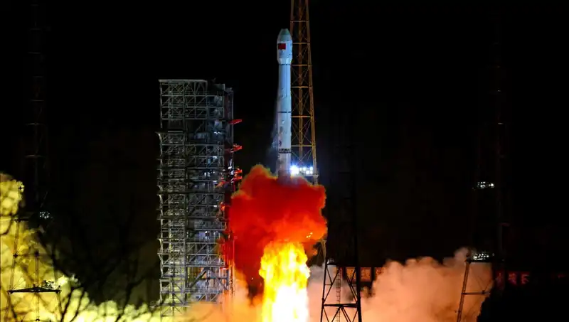 Çin, Tienvın-2 Asteroid Keşif Aracını Uzaya Göndererek Yeni Bir Döneme Girdi