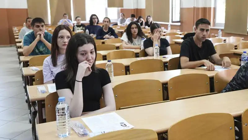YKS Sonuçları Açıklandı: Öğrencileri Bekleyen Sıra Dışı Sonuçlar ve Tüyolar