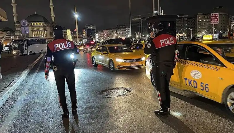 İstanbul'da "Huzur İstanbul" Operasyonu: 873 Gözaltı
