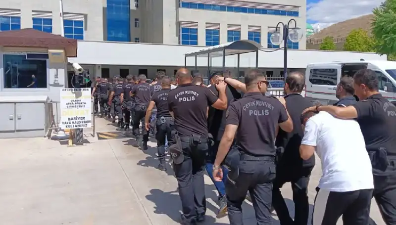 Ankara'da Avukatların Yer Aldığı Haraç Çetesi Çökertildi!