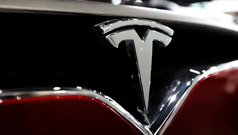 Tesla'da Ucuz Model Tartışmaları ve FSD Beklentileri Devam Ediyor