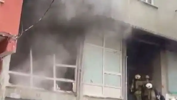İstanbul'da Beş Katlı İş Yerinde Yangın: Olayın Detayları