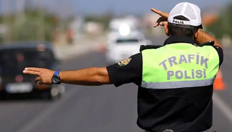 Isparta’da Yoğun Trafik Denetimi: 1 Hafta İçinde 1,593 Ceza Uygulandı