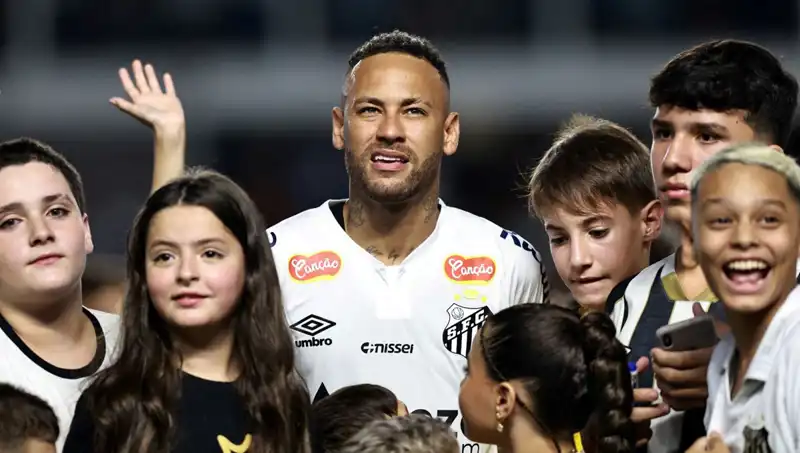 Fenerbahçe, Neymar Transferinde Nihai Kararını Verdi: Taraftarlar Ne Düşünüyor?