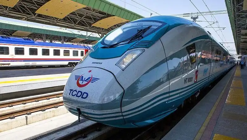 TCDD'den Tren Makinisti Alımı: 140 Kursiyer İle Yeni Bir Başlangıç