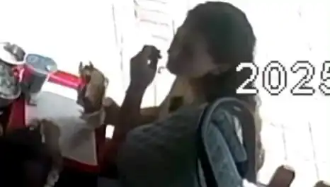 Saçını Tostun İçine Koyan Kadın, Şok Eden Gerekçesiyle Gündeme Geldi!