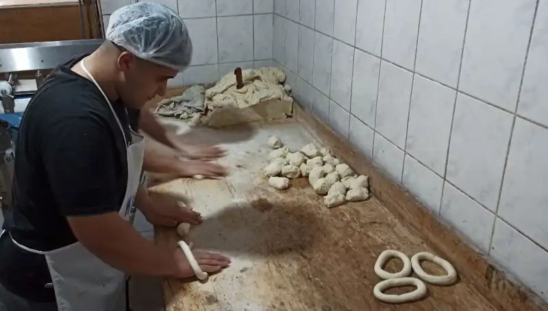 113 Yıllık Tarihi Taş Fırın, İstanbullulara Eşsiz Lezzet Sunuyor