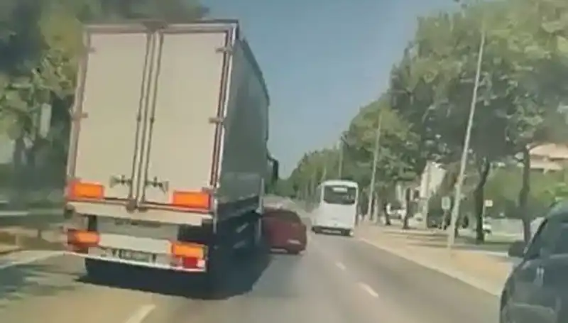 Bursa’da Dikkatsizlik Sonucu Meydana Gelen Kör Nokta Kazası